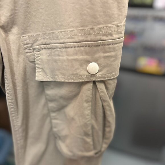 Adora Los Angeles Low-Rise Straight Cargo Pants- Khaki Tannish Olive- Size Small - Picture 5 of 15